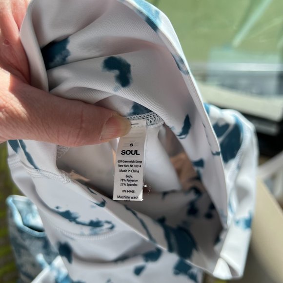Soulcycle blue and white Tiedye Leggings - small - Picture 9 of 9